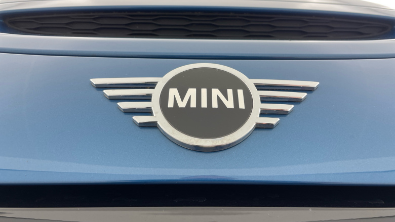 MINI Hatchback 2.0 Cooper S Exclusive 3dr Auto Petrol Hatchback
